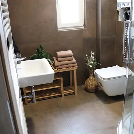 B. Němcové Apartamento *