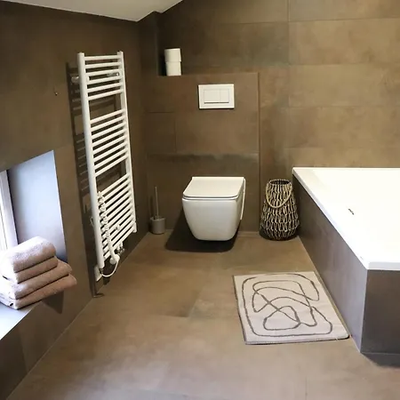 Apartamento B. Němcové *